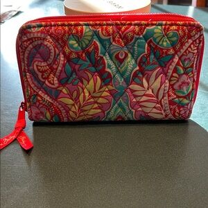Vera Bradley Multicolor Floral Wallet